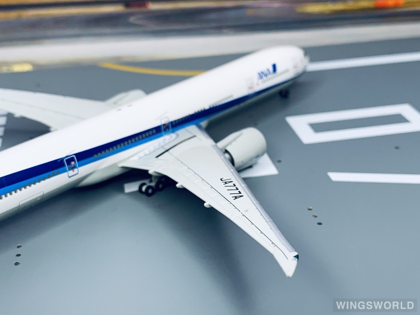 Hogan 1:400 NH40027 ANA 全日空 Boeing 777-300ER JA777A