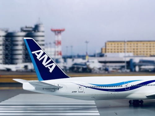 Phoenix 1:400 Boeing 777-300 ANA 全日空PH10259 JA752A 风彩绘