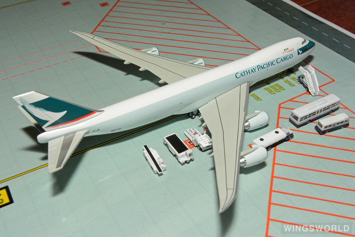 Hogan 1:400 Y047 Cathay Pacific 国泰航空 Boeing 747-8F B-LJB