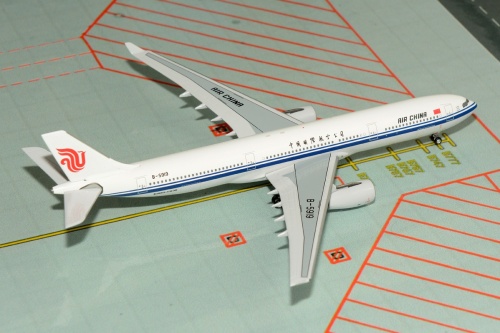 Air China 中国国际航空 Airbus A330-300 B-5919 ACB5919 AeroClassics 1:400