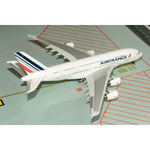Air France 法国航空 Airbus A380-800 F-HPJA 2008s colors. With rolling gears. PH10348 Phoenix 1:400