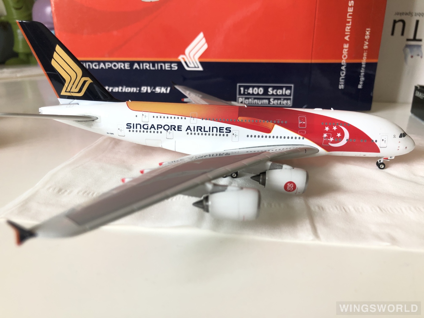 Phoenix 1:400 PH11139 Singapore Airlines 新加坡航空 Airbus A380-800 9V-SKI