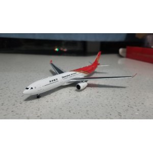 Shenzhen Airlines 深圳航空 Airbus A330-300 B-8865  XX4024 JC Wings 1:400