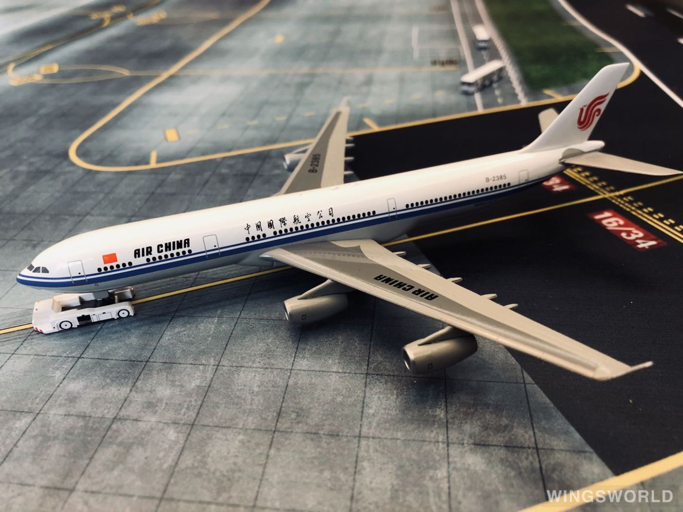 Dragon Models 1:400 55064 Air China 中国国际航空 Airbus A340-300 B-2385