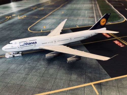 Lufthansa 汉莎航空 Boeing 747-400 D-ABVW 560139 Herpa 1:400