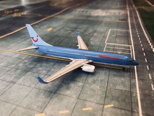 Hapag Lloyd Boeing 737-800 D-AHFF GJHLF308 Geminijets 1:400