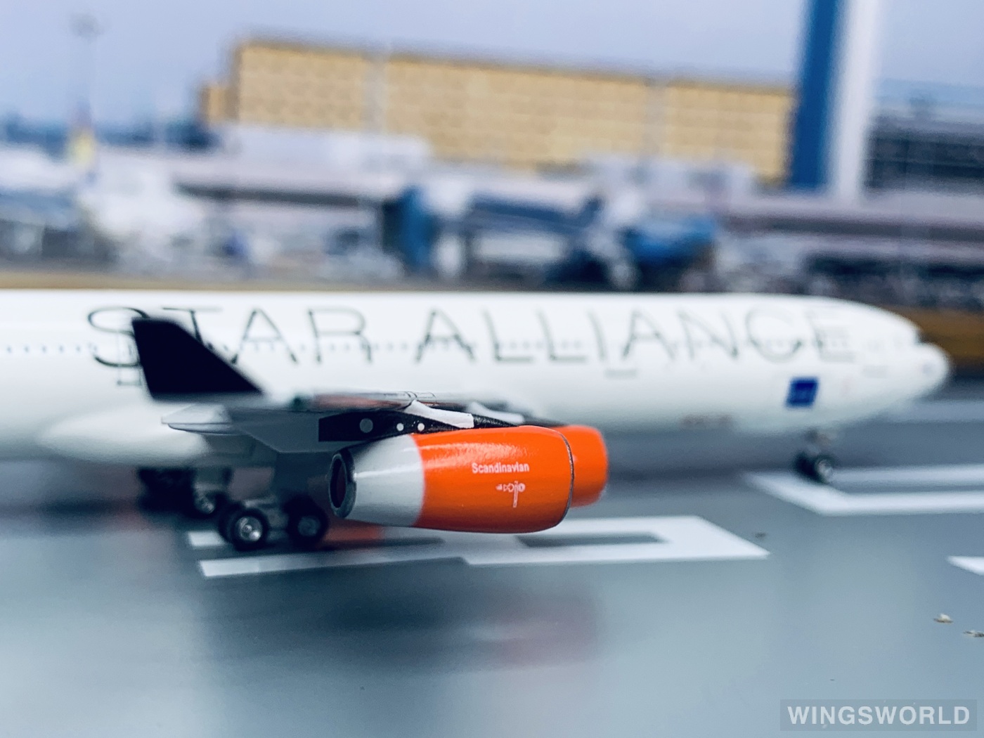 AeroClassics 1:400 ACOYKBM SAS 北欧航空 Airbus A340-300 OY-KBM