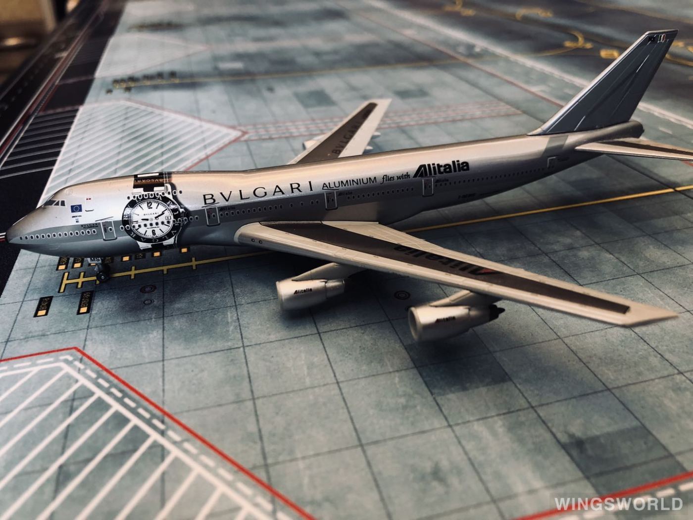 Dragon Models 1:400 55538 Alitalia 意大利航空 Boeing 747-200 I-DEMS