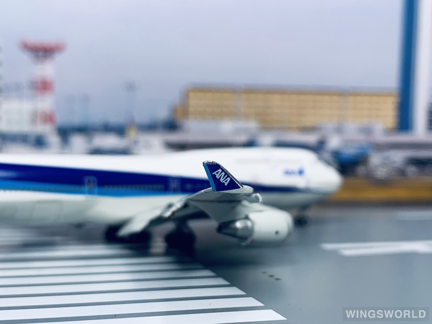 Hogan 1:400 NH40059 ANA 全日空 Boeing 747-400 JA8958