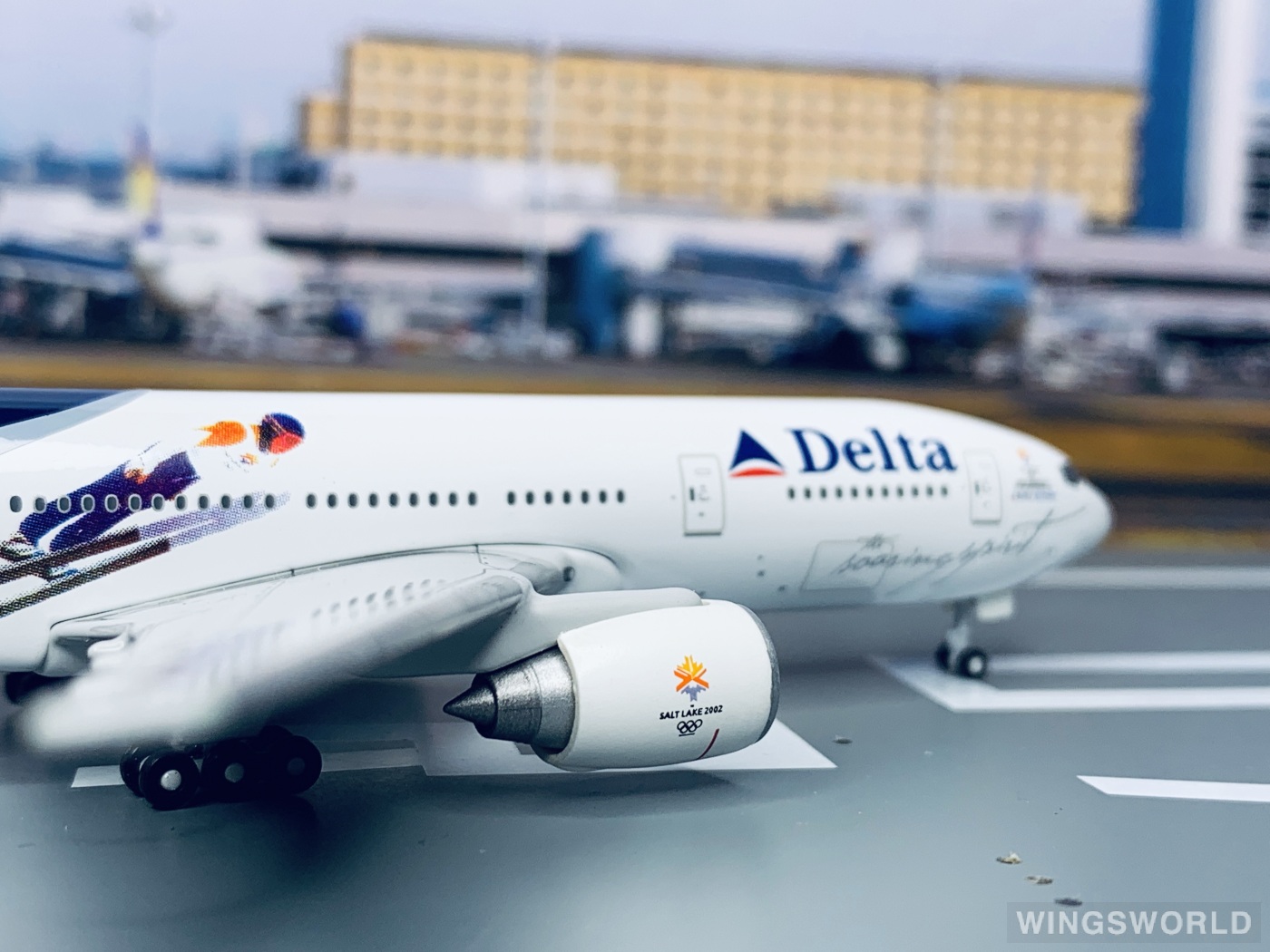 Geminijets 1:400 GJDAL128 Delta Air Lines 达美航空 Boeing 777-200 N864DA