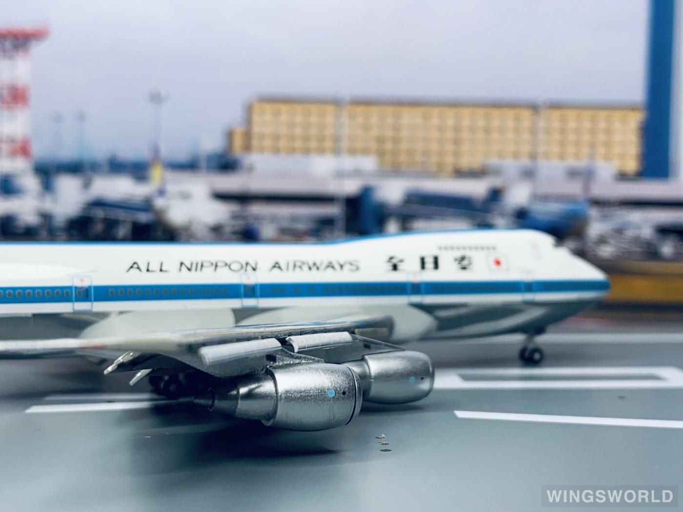 Hogan 1:400 NH40050 ANA 全日空 Boeing 747-100 JA8133