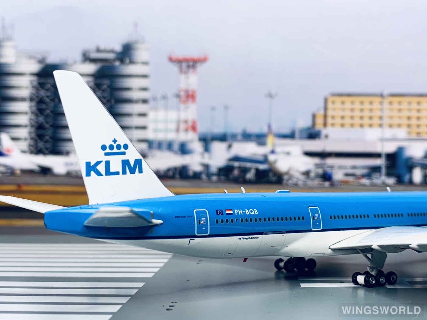 Phoenix 1:400 PH11053 KLM 荷兰皇家航空 Boeing 777-200 PH-BQB