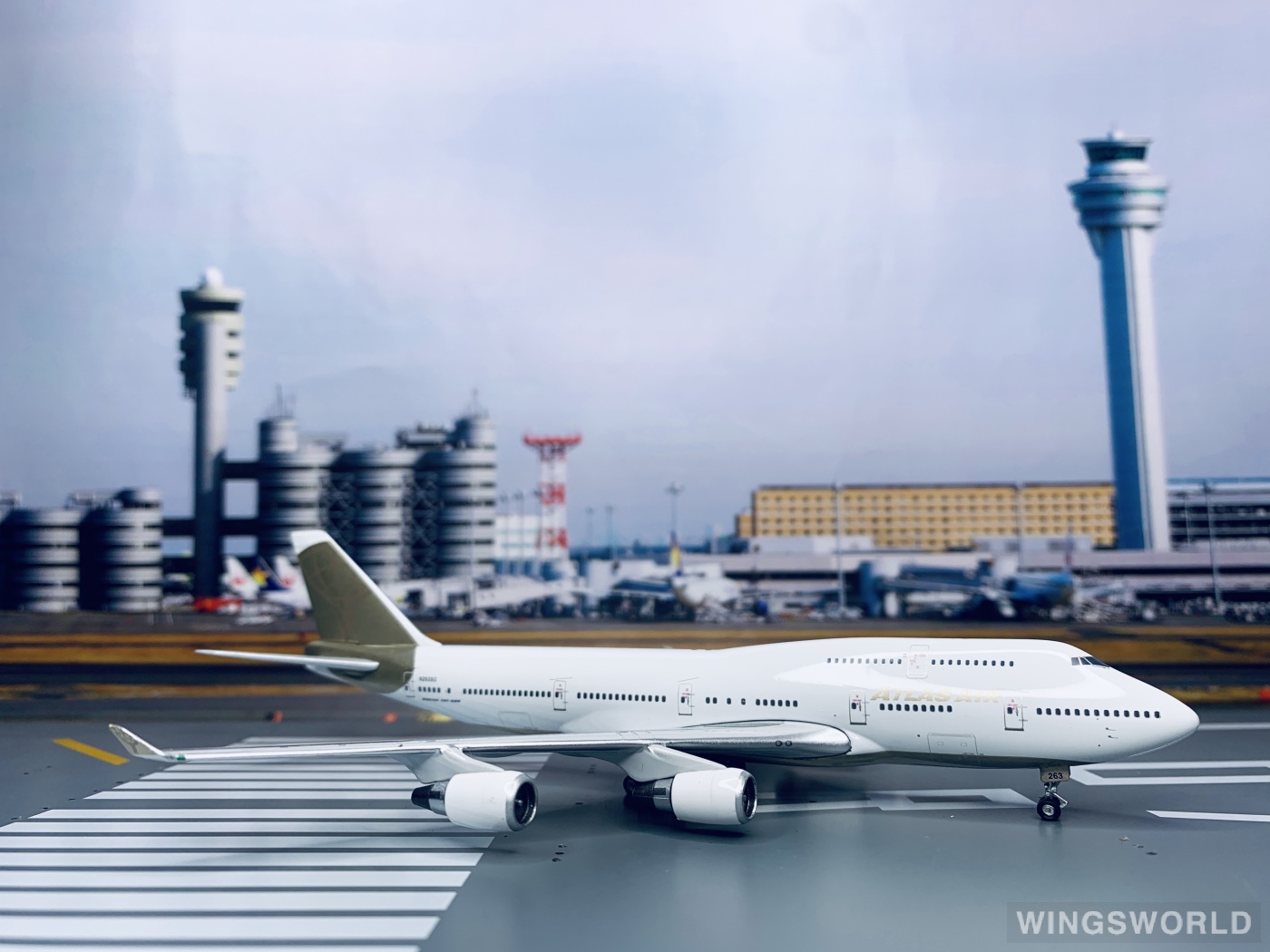 Phoenix 1:400 PH10403 Atlas Air 阿特拉斯航空 Boeing 747-400 N263SG