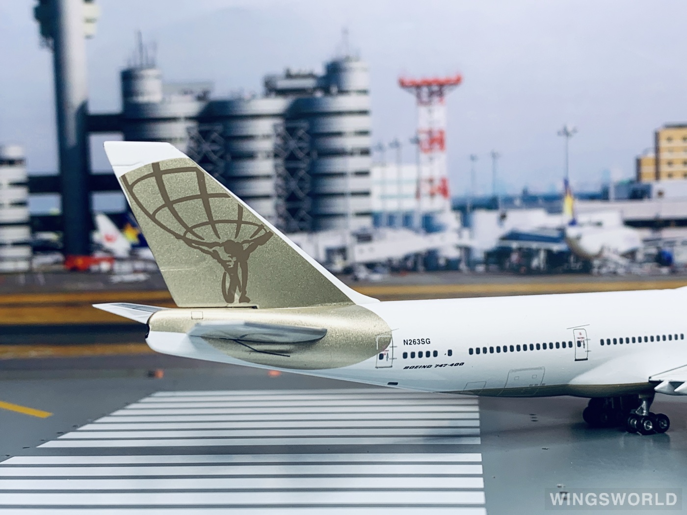 Phoenix 1:400 PH10403 Atlas Air 阿特拉斯航空 Boeing 747-400 N263SG