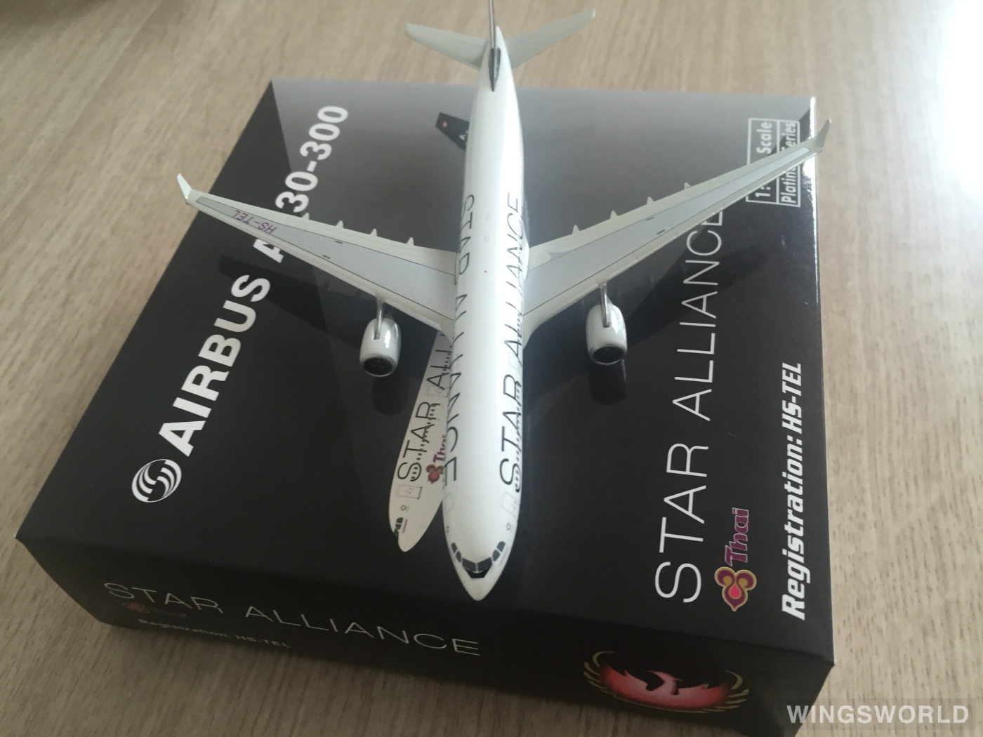 Phoenix 1:400 PH10498 Thai Airways 泰国国际航空 Airbus A330-300 HS-TEL