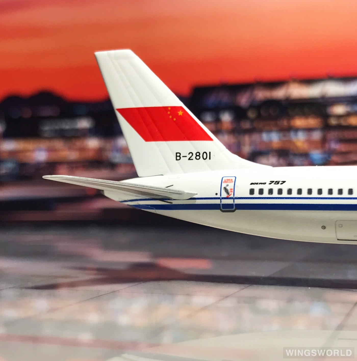 NGmodels 1:400 NG53013 CAAC 中国民航 Boeing 757-200 B-2801