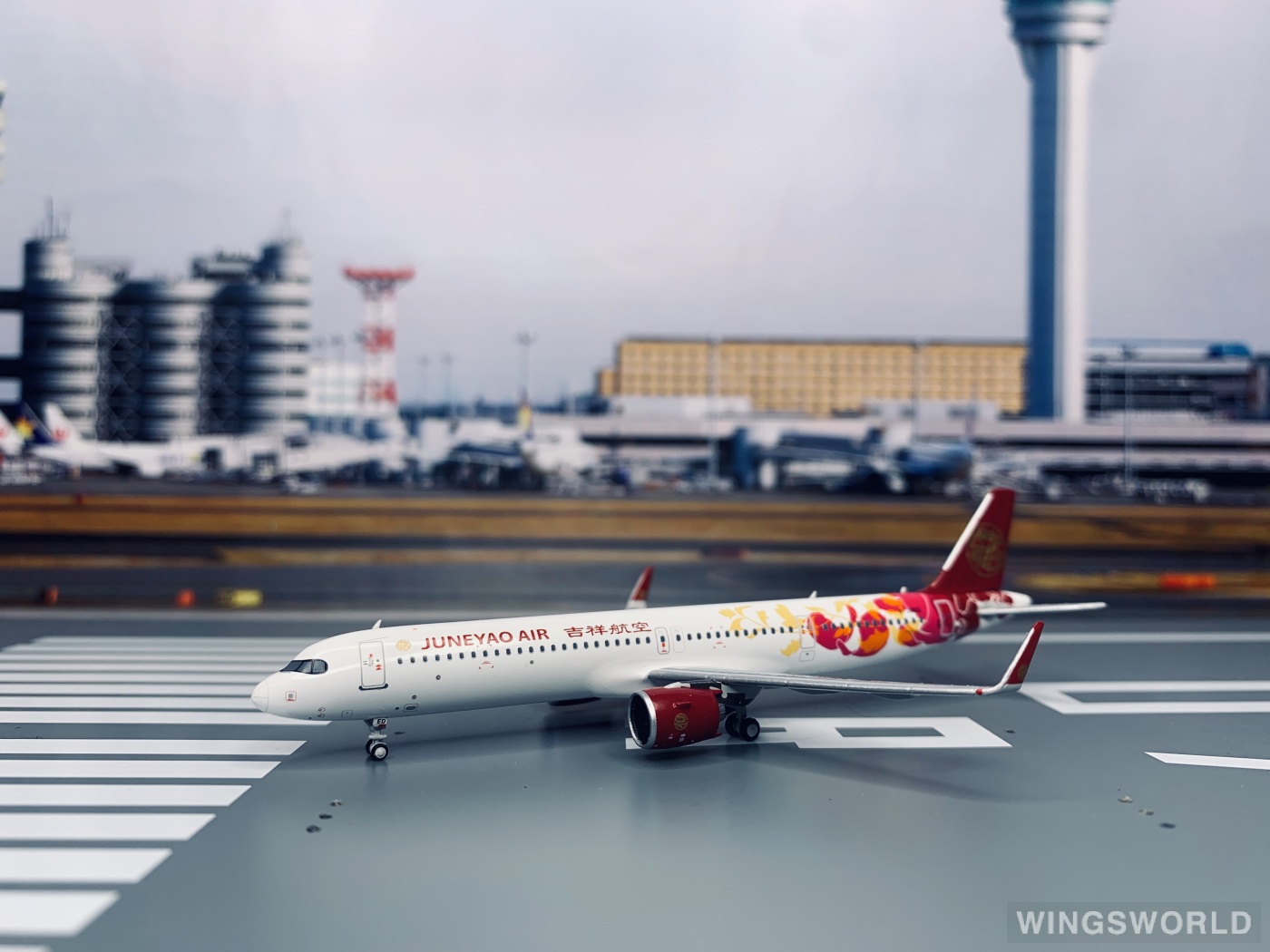 HYJLwings 1:400 HYJL810065 Juneyao Airlines 吉祥航空 Airbus A321neo B-30EQ