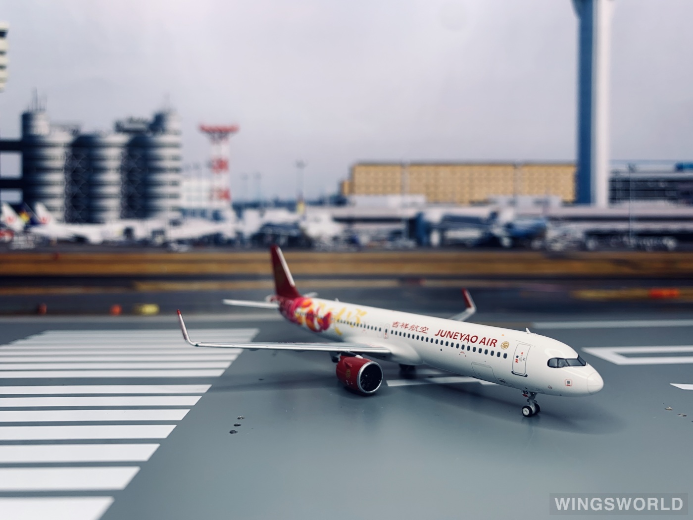 HYJLwings 1:400 HYJL810065 Juneyao Airlines 吉祥航空 Airbus A321neo B-30EQ