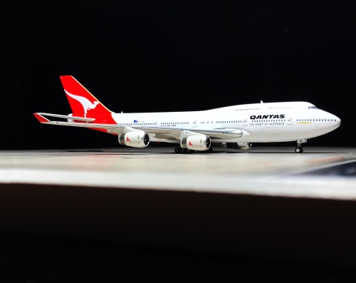 Qantas 澳洲航空 Boeing 747-400 VH-OJA  PH11109 Phoenix 1:400