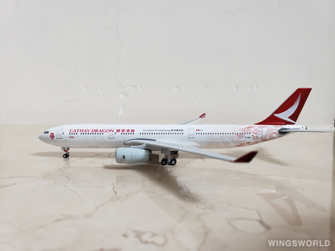 Phoenix 1:400 PH04144 Cathay Dragon 国泰港龙航空 Airbus A330-300 B-HYB