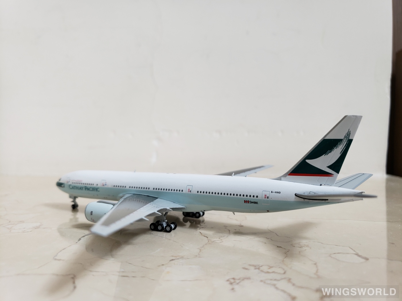 JC Wings 1:400 EW4772009 Cathay Pacific 国泰航空 Boeing 777-200 B-HND