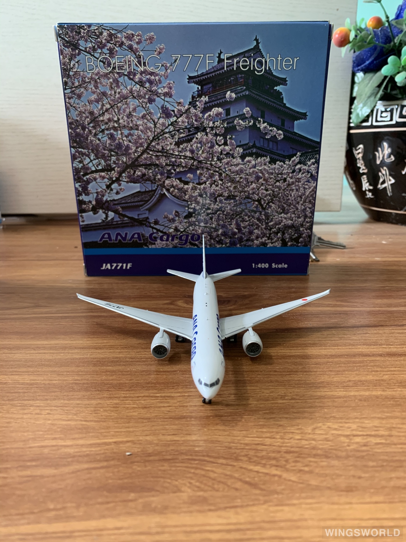 Phoenix 1:400 PH04248 ANA 全日空 Boeing 777F JA771F