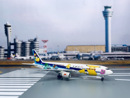 ANA 全日空 Boeing 767-300 JA8569 神奇宝贝1998（2003版） PHJA8569 Phoenix 1:400