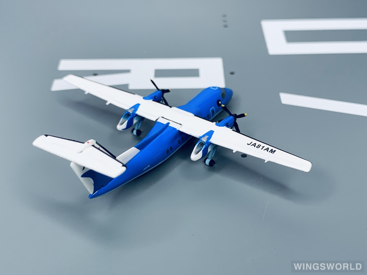 Geminijets 1:400 GJ7081AM Amakusa Airlines AMX 日本天草航空 Bombardier Dash 8-100 JA81AM