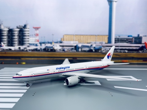 Malaysia Airlines 马来西亚航空 Boeing 777-200 9M-MRP  PH11168 Phoenix 1:400