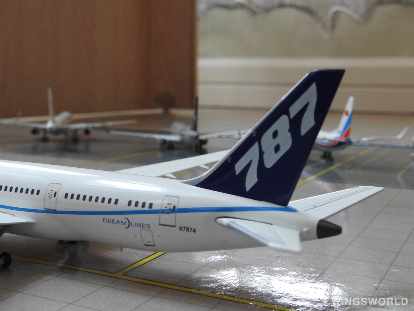 Phoenix 1:400 PH11383 Boeing 波音公司 Boeing 787-8 N7874