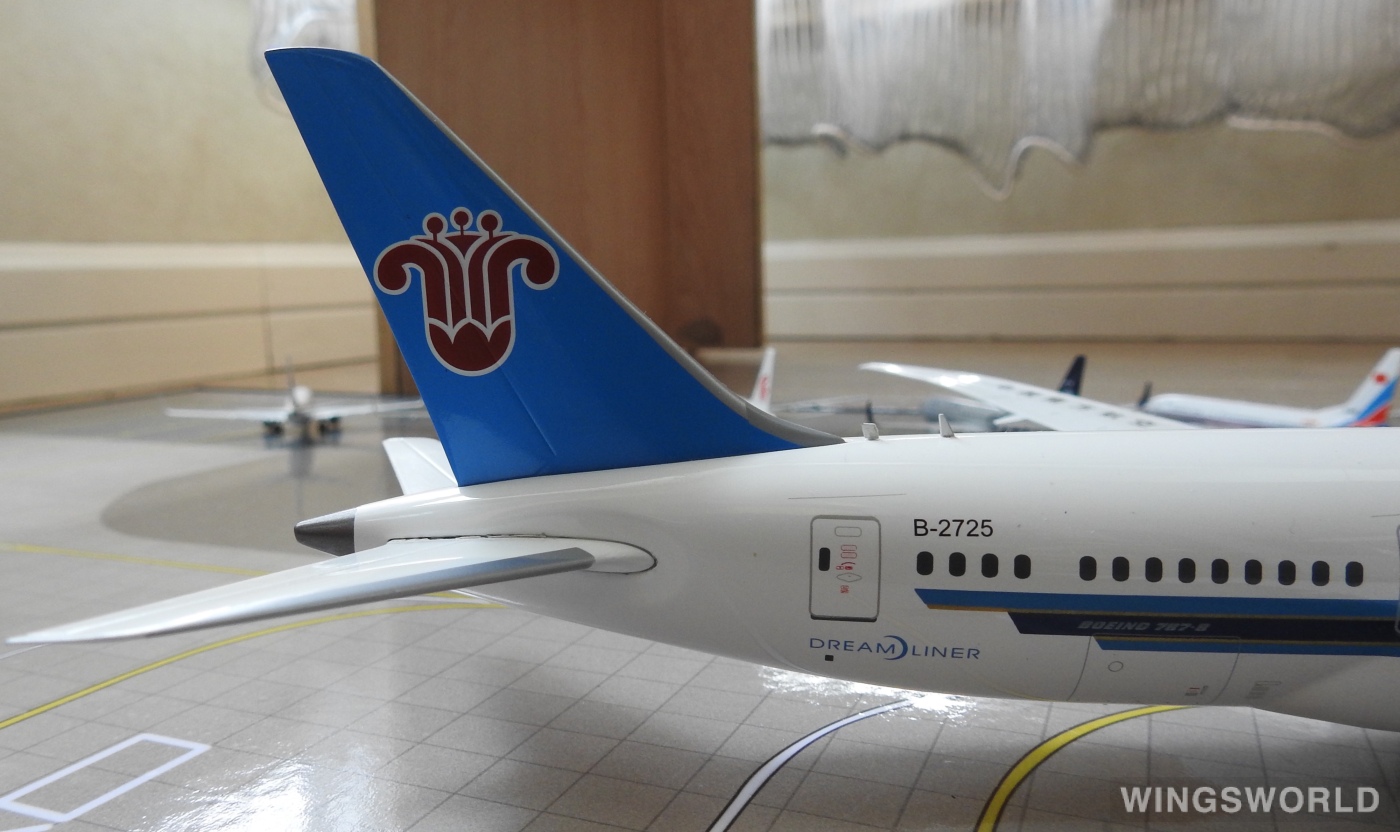 Inflight200 1:200 IF7878004 China Southern 中国南方航空 Boeing 787-8 B-2725