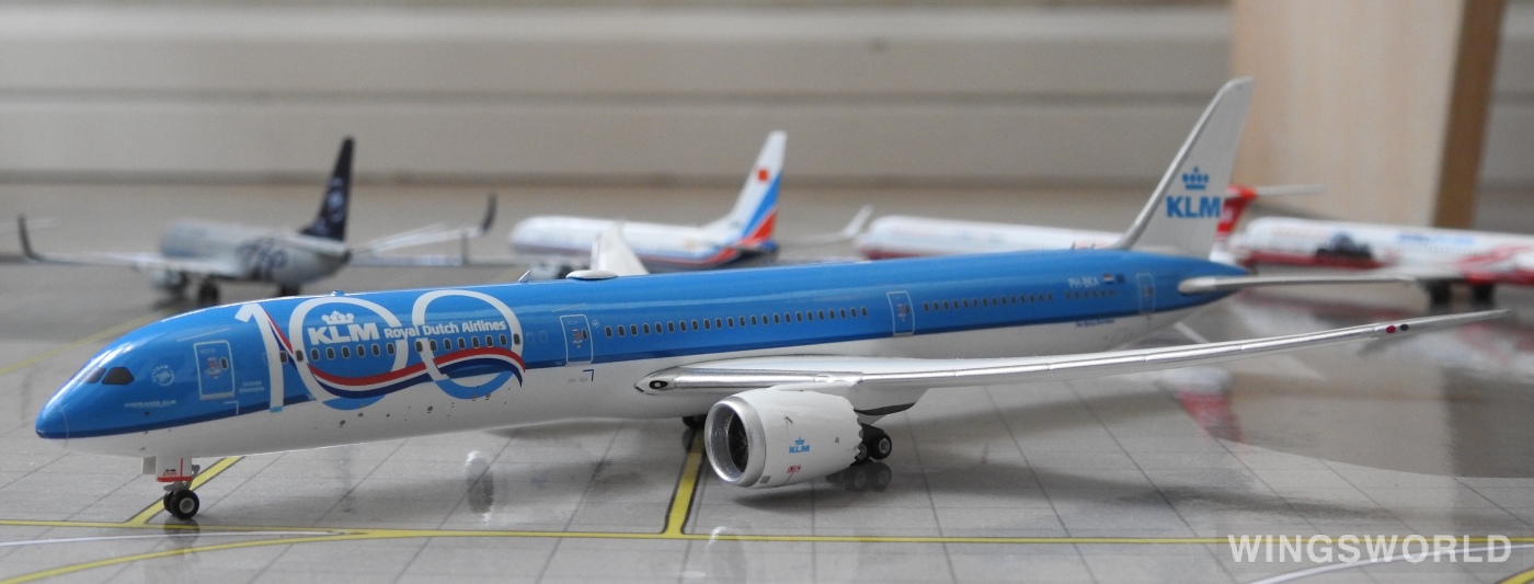 Geminijets 1:400 GJKLM1890F KLM 荷兰皇家航空 Boeing 787-10 PH-BKA