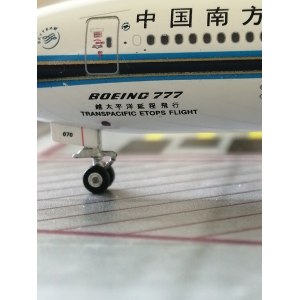 China Southern 中国南方航空 Boeing 777-200 B-2070 中国南方航空777-200ER 越太平洋延程飞行 PH10565 Phoenix 1:400