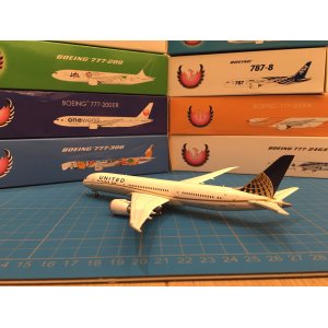 United Airlines 美国联合航空 Boeing 787-9 N38950 