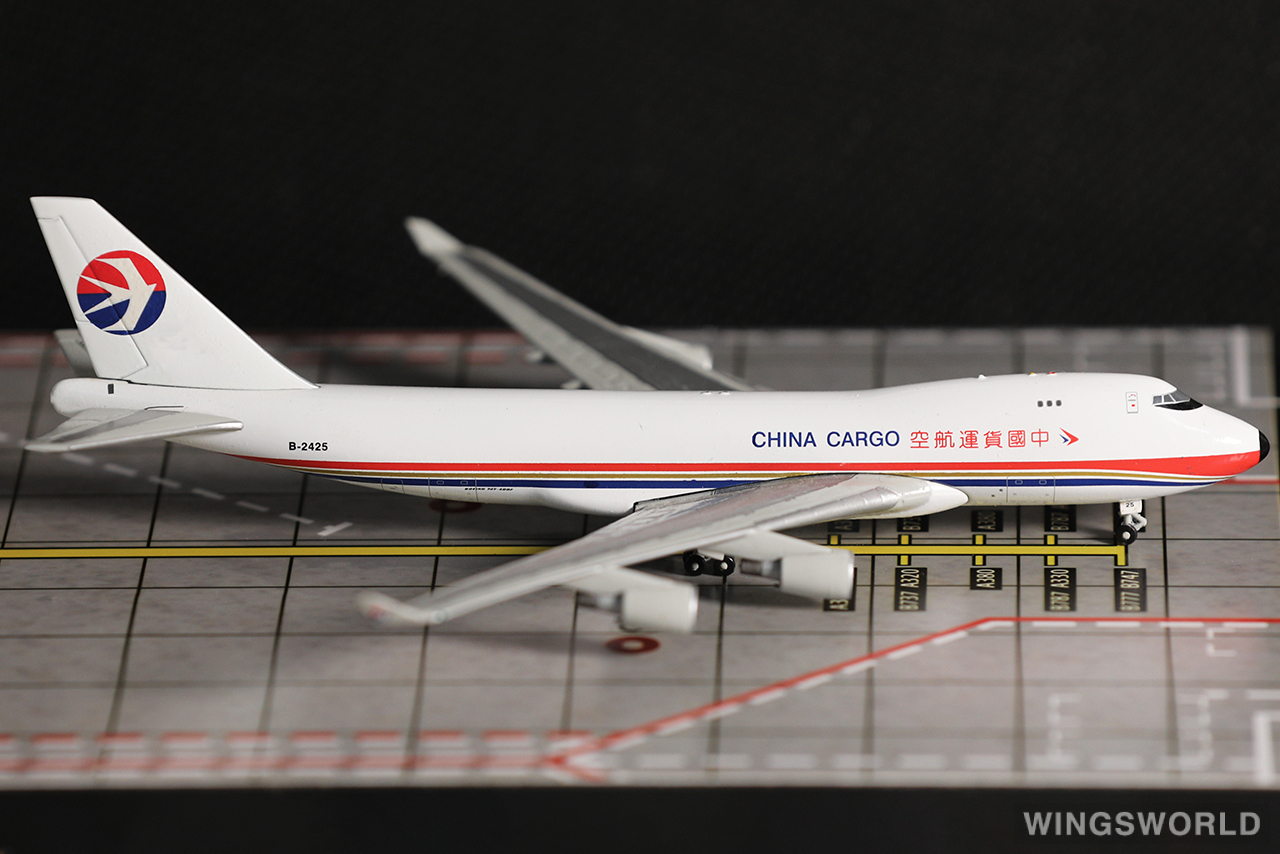 Magic 1:400 MGB2425 China Cargo Airlines 中国货运航空 Boeing 747-400 B-2425