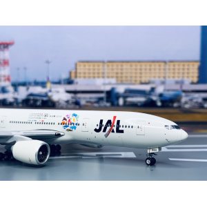 Japan Airlines 日本航空 Boeing 777-200 JA8984 环保彩绘 PH10459 Phoenix 1:400