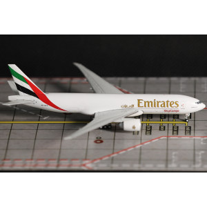Emirates 阿联酋航空 Boeing 777F A6-EFF 2000s colors.  GJUAE1286 Geminijets 1:400