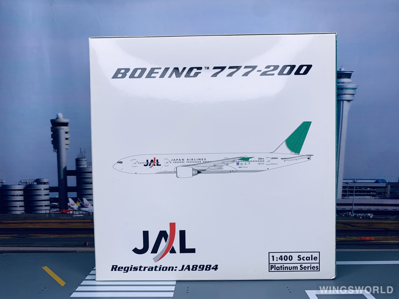 Phoenix 1:400 PH10240 Japan Airlines 日本航空 Boeing 777-200 JA8984