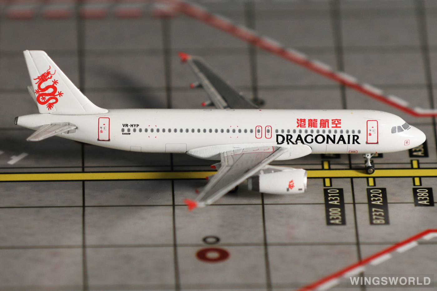 JC Wings 1:400 XX4815 Dragonair 港龙航空 Airbus A320 VR-HYP