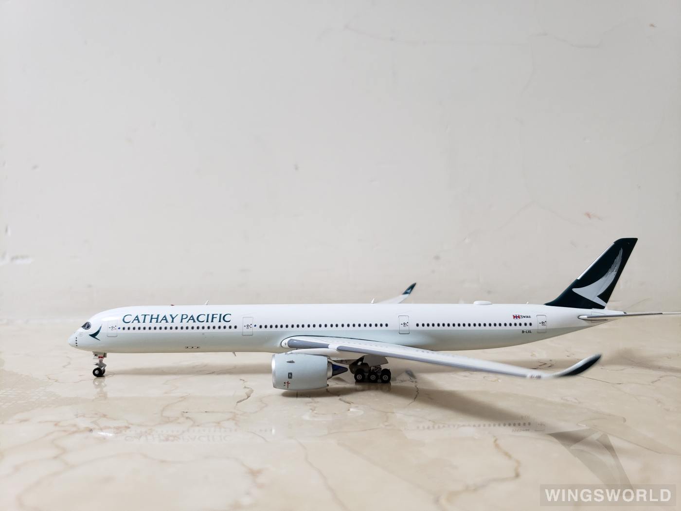 Aviation400 1:400 WB4010 Cathay Pacific 国泰航空 Airbus A350-1000 B-LXL