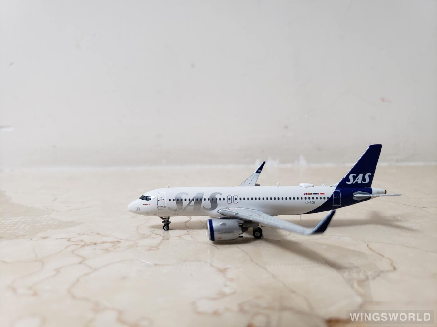 Geminijets 1:400 GJSAS1916 SAS 北欧航空 Airbus A320neo SE-ROH