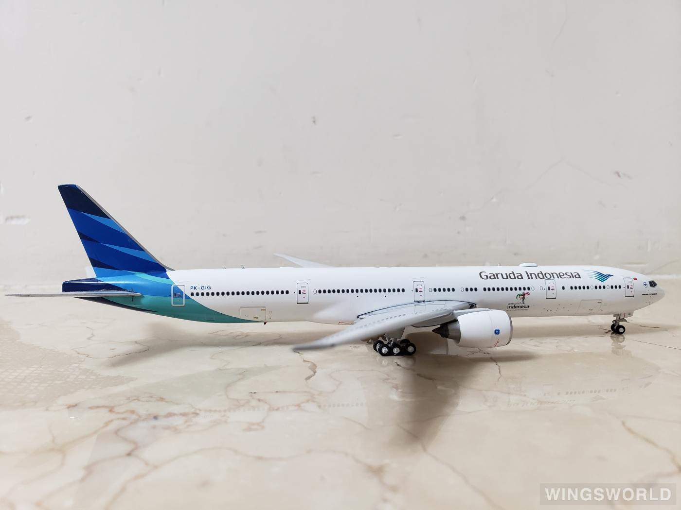 Phoenix 1:400 PH11062 Garuda Indonesia 印度尼西亚鹰航 Boeing 777-300ER PK-GIG