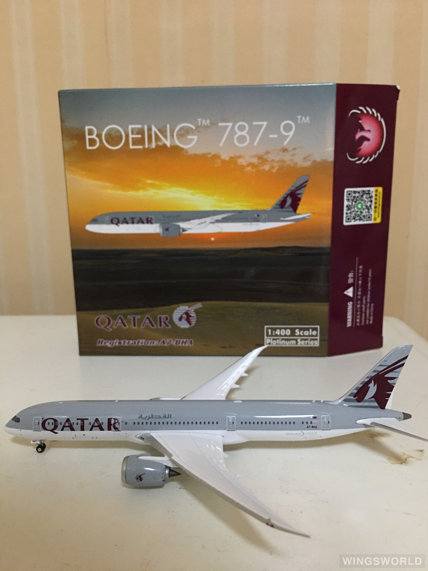 Phoenix 1:400 PH11612 Qatar 卡塔尔航空 Boeing 787-9 A7-BHA