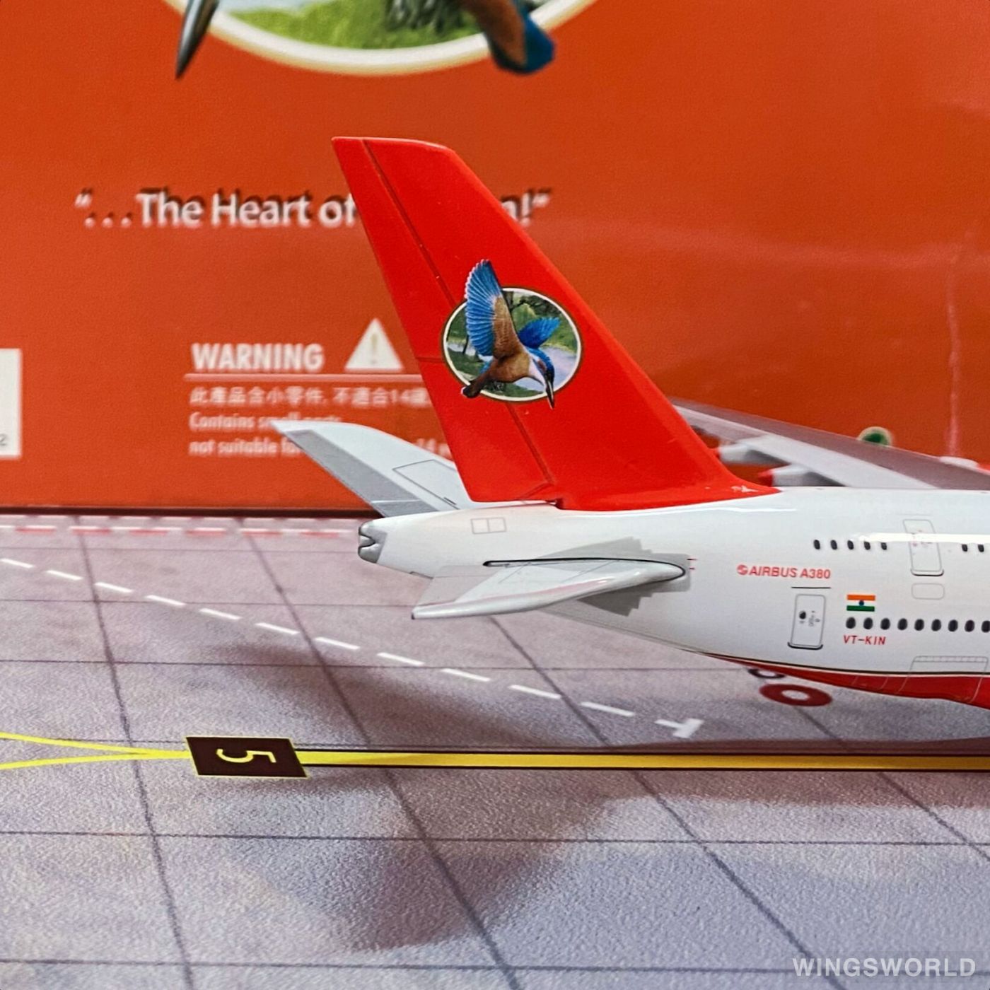 Phoenix 1:400 PH10242 Kingfisher Airlines 翠鸟航空 Airbus A380-800 VT-KIN