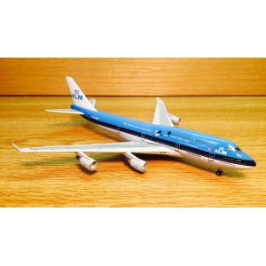 KLM 荷兰皇家航空 Boeing 747-400 PH-BFY 1990s colors. Named 