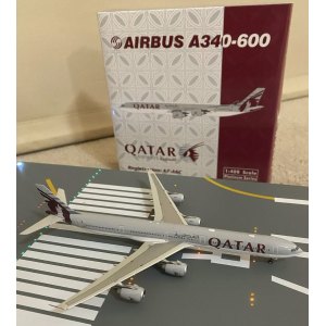 Qatar 卡塔尔航空 Airbus A340-600 A7-AGC 2004s colors. With rolling gears. PH10544 Phoenix 1:400