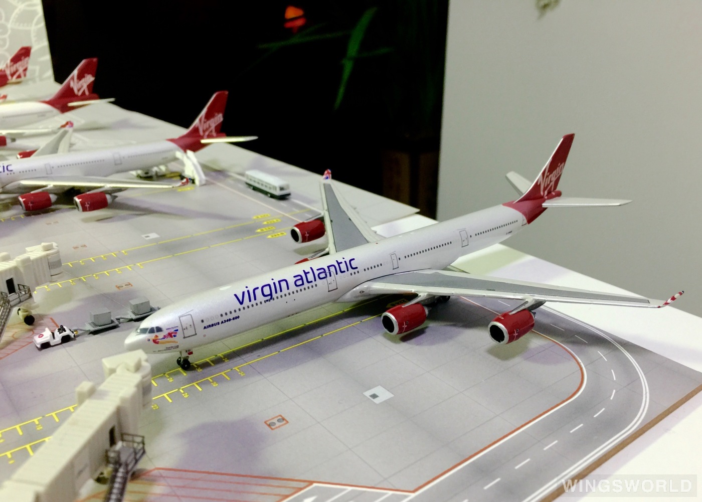 Geminijets 1:400 GJVIR821 Virgin Atlantic Airways 维珍航空 Airbus A340-600 G-VRED