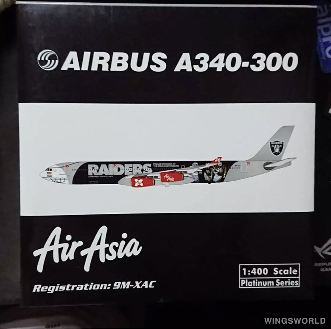 Phoenix 1:400 PH10338 AirAsia 亚洲航空 Airbus A340-300 9M-XAC