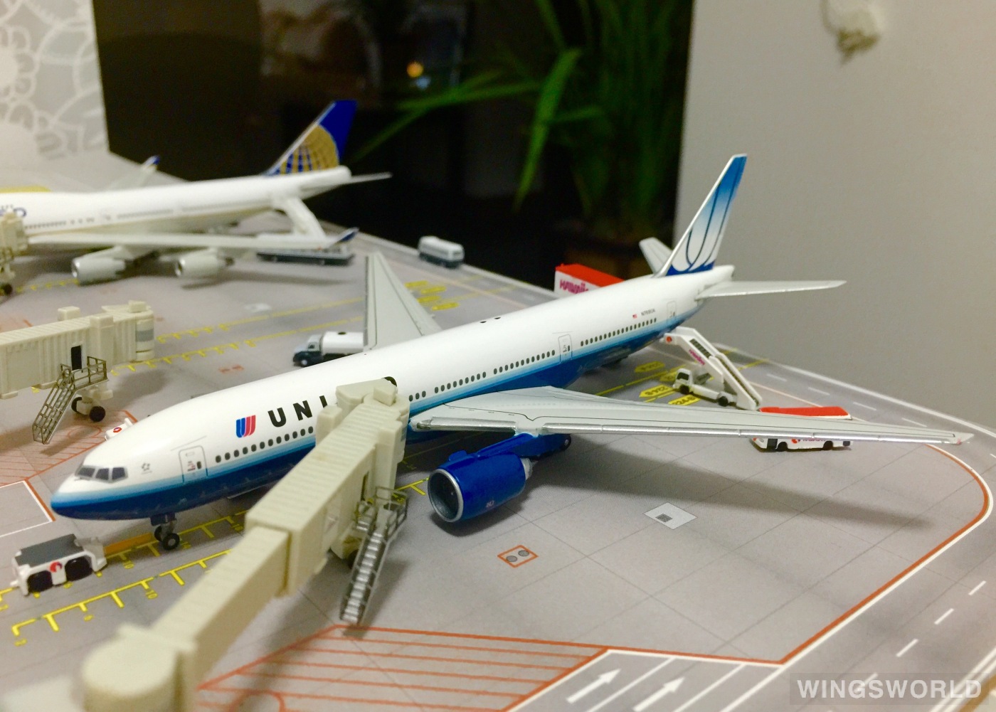 Geminijets 1:400 GJUAL659 United Airlines 美国联合航空 Boeing 777-200 N769UA