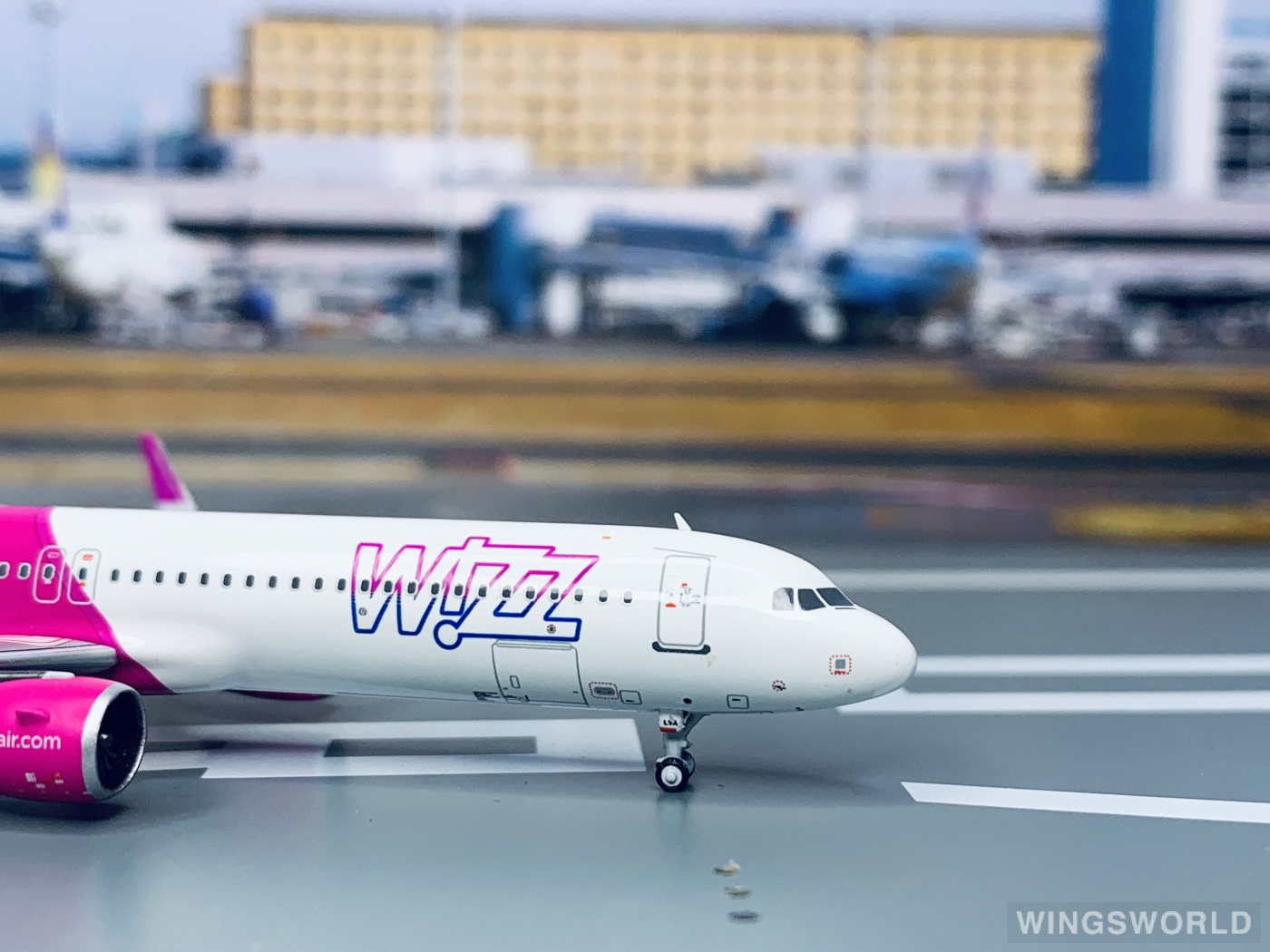Pandamodel 1:400 19013 Wizz Air 维兹航空 Airbus A321neo HA-LVA